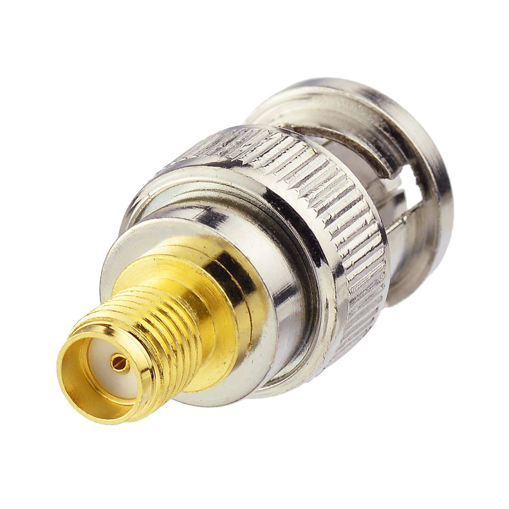 Adaptador BNC Macho a SMA Hembra