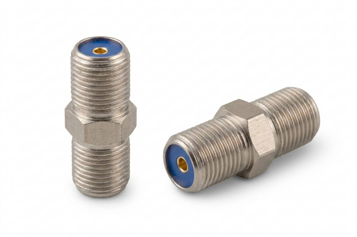 Adaptador coaxial F hembra a coaxial F hembra. Vista 2 del producto; las piezas repetidas muestran diferentes ángulos.