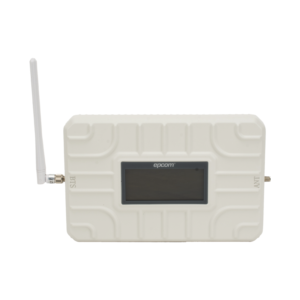 Amplificador EP-5G-PBT con antena látigo del kit base; en el conjunto PLUS se utiliza el panel como antena interior